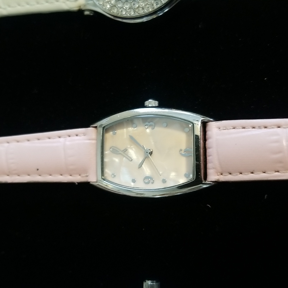 Watches - Picture 4 of 10